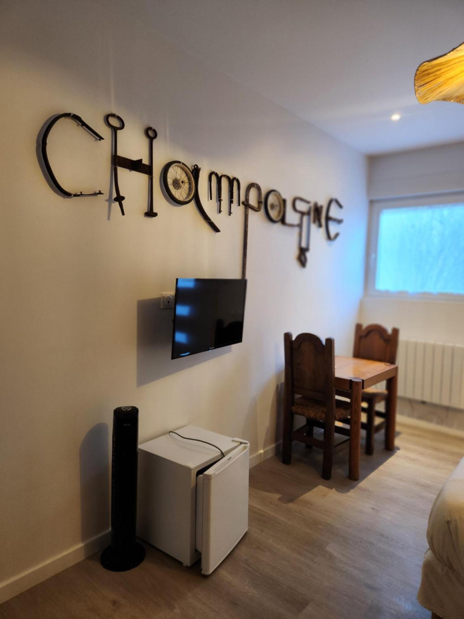 Chambres Privees Hyper-Centre Epernay Lit 160X200Cm Exteriör bild