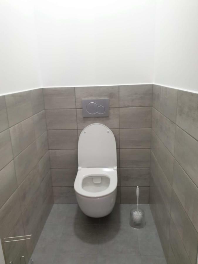 Chambres Privees Hyper-Centre Epernay Lit 160X200Cm Exteriör bild